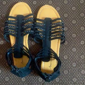 Summer wear sandals very comfy!